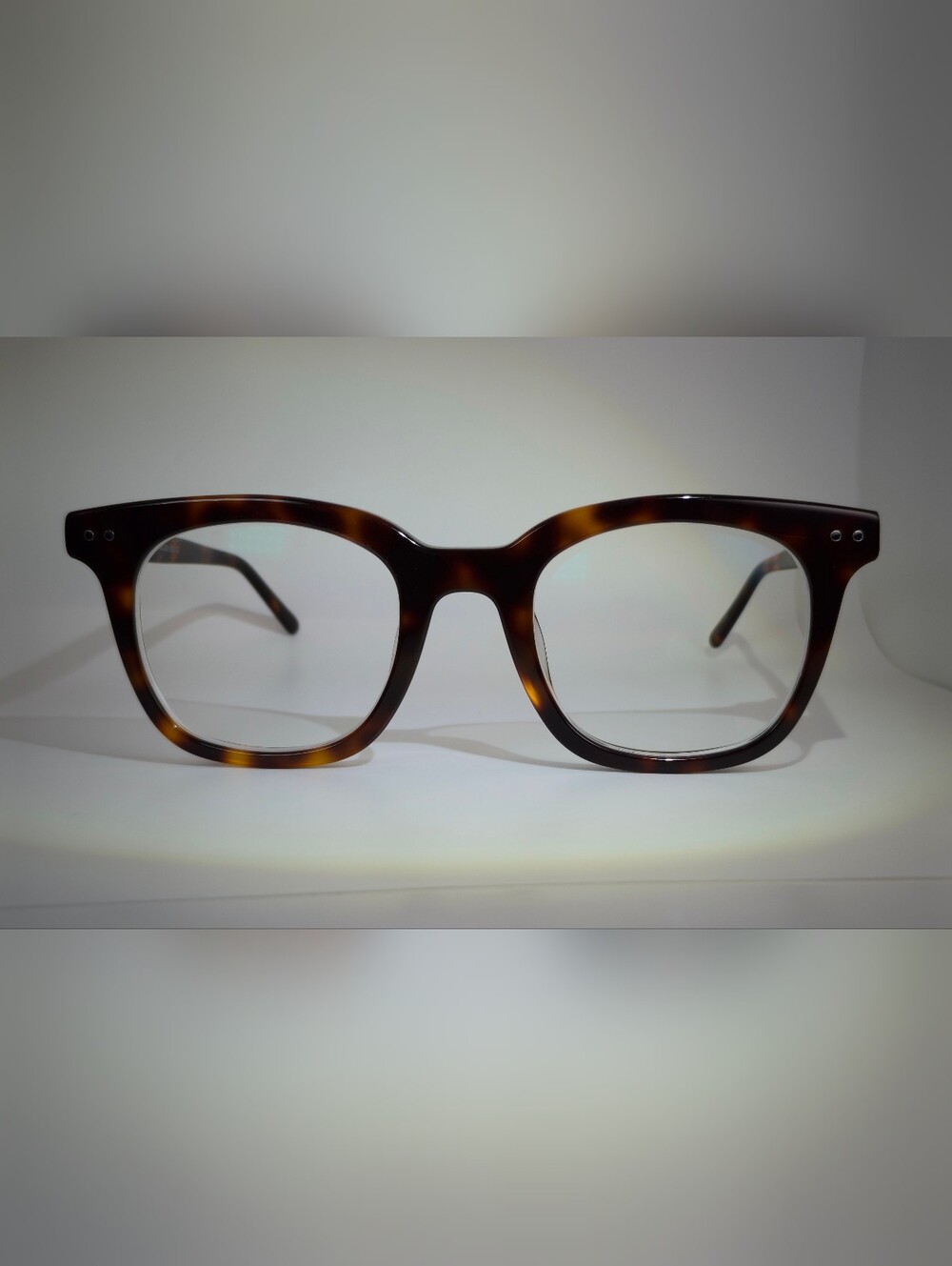 Romy. Classic Wayfarer Vibes Tortoiseshell Men's Square Optical Glasse